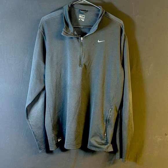 Nike Other - Nike Medium Black Quarter Zip XL